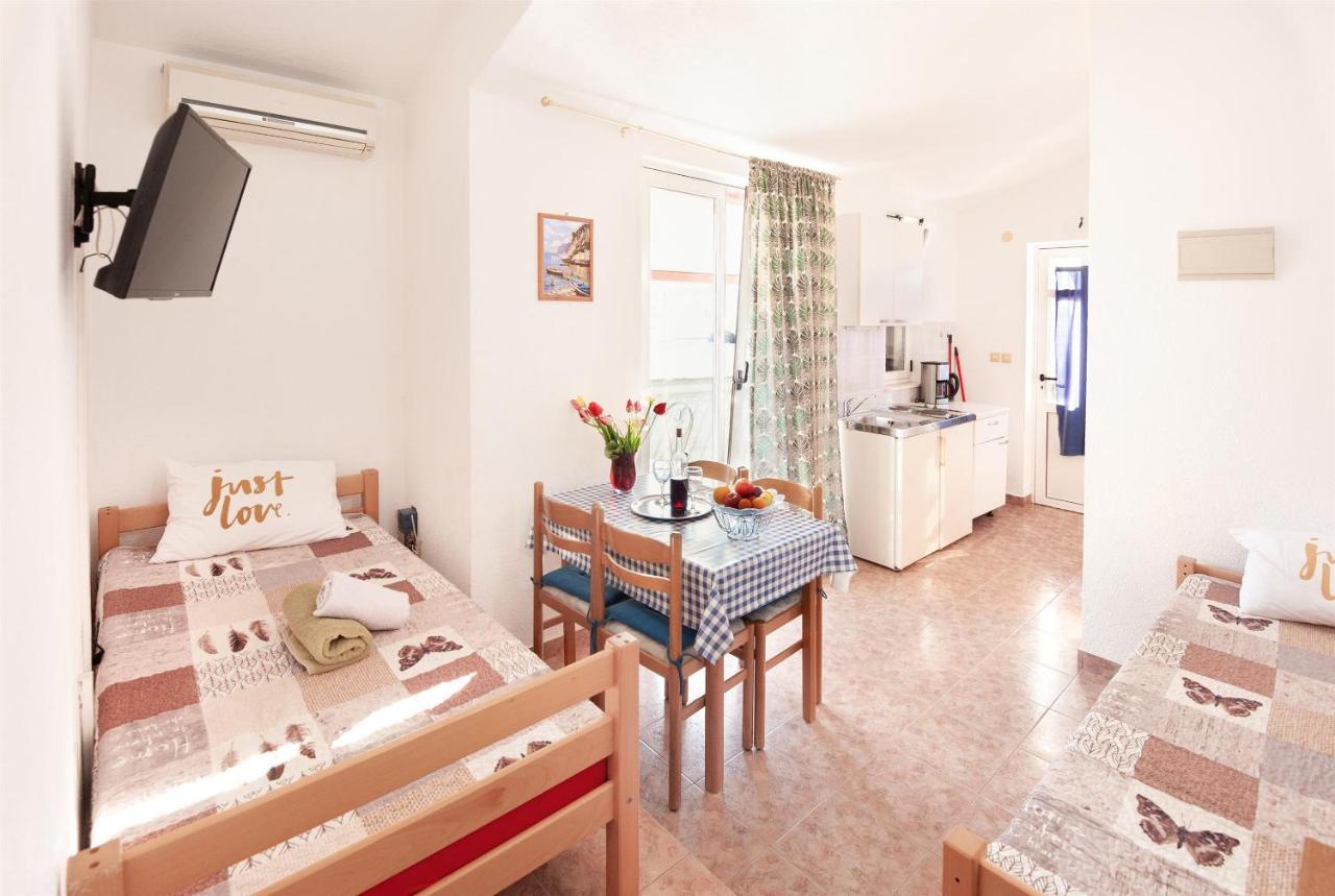 Apartments Mala Dalmacija Poljica  Zewnętrze zdjęcie